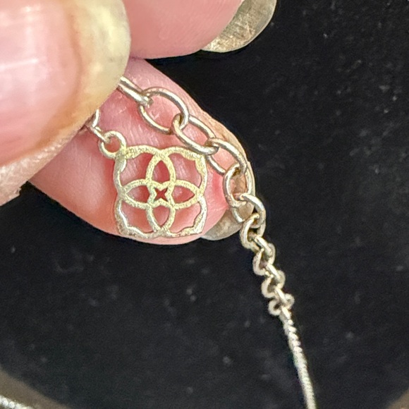 Kendra Scott Gold Druzy Horizontal Pendant Necklace - Picture 4 of 5